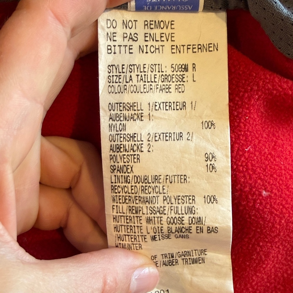 Canada Goose Hybridge Lite Tech Down Jacket - Picture 11 of 11